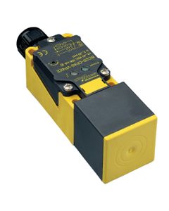 Czujnik pojemnościowy BC20-CP40-VP4X2, 114x40x40mm, Sn-20mm, 10-65V DC, PNP NO+NC, czoło wbudowane, 4-przew. kabel 2m, p...