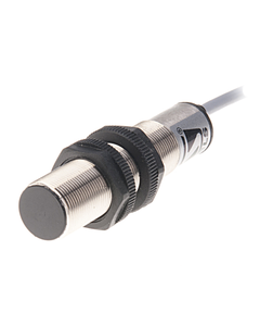 Czujnik indukcyjny PCIA8ZW, M18 Sn-8mm, 90-250V AC, 3-przewodowy NO, czoło wbudowane, kabel 2m, mosiądz nikl. L82mm