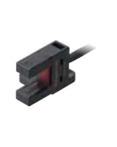 Czujnik optyczny szczelinowy PM-R45P, bariera, Sn=5mm, PNP, Light-ON/Dark-ON, 5-24V DC, kabel 1m, obud. typ R