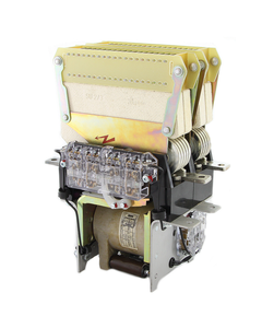 Stycznik SU-220 TR 110V DC, 2bieg-2NO, 100A, styki pom. 2NO+2NC, wyk. trakcyjne